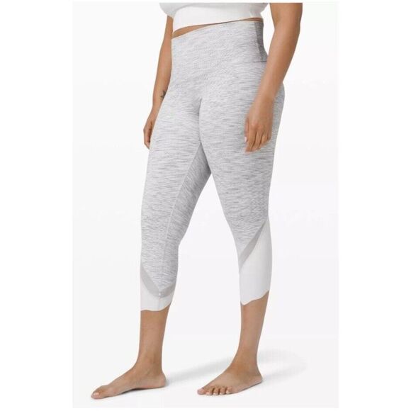 Lululemon Wunder Under High Rise Leggings Scalloped Hem Crop Size 2 - Picture 1 of 5